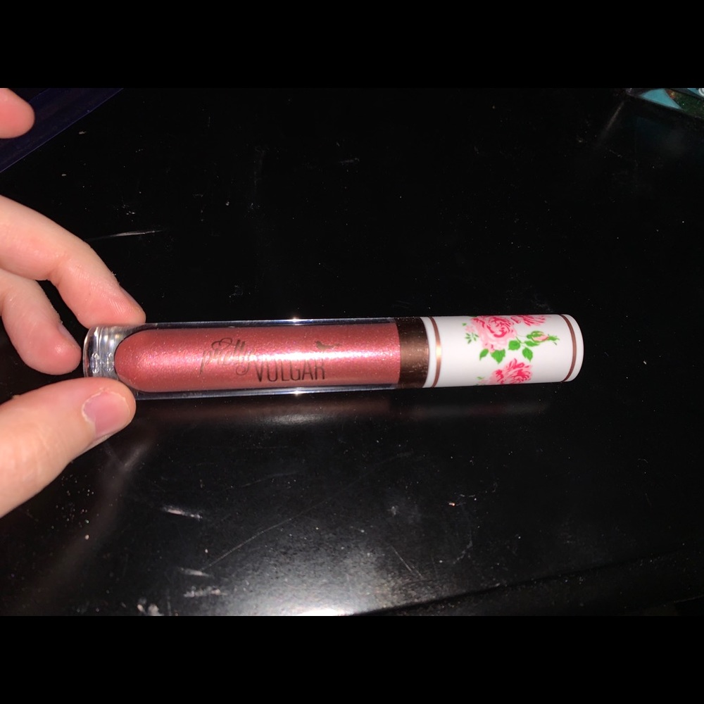 Pretty Vulgar Liquid Lipstick- My Lips Are Sealed